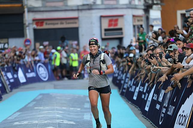Lucy Bartholomew UTMB 2025